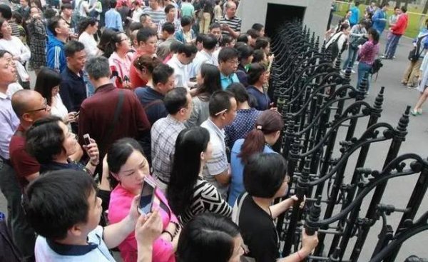 中国银河证券 22万补课费砸下去，孩子中考却连普高线都没上，问题出在哪？